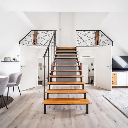 Stilles Landidyll Am Feldrand - Vier-zimmer-wohnung Inklusive Kueche, Wifi & Tv * הרפורד