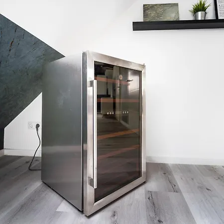 דירה Stilles Landidyll Am Feldrand - Vier-zimmer-wohnung Inklusive Kueche, Wifi & Tv הרפורד