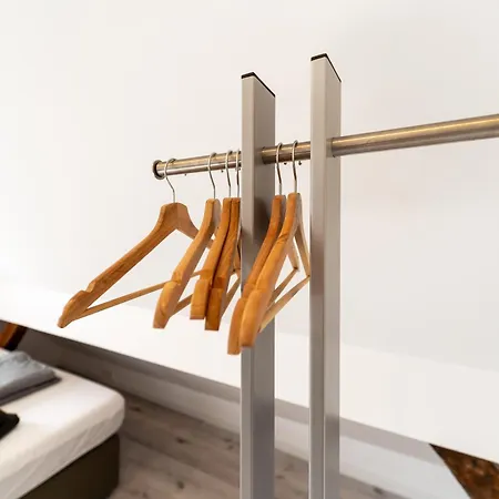 דירה Stilles Landidyll Am Feldrand - Vier-zimmer-wohnung Inklusive Kueche, Wifi & Tv *