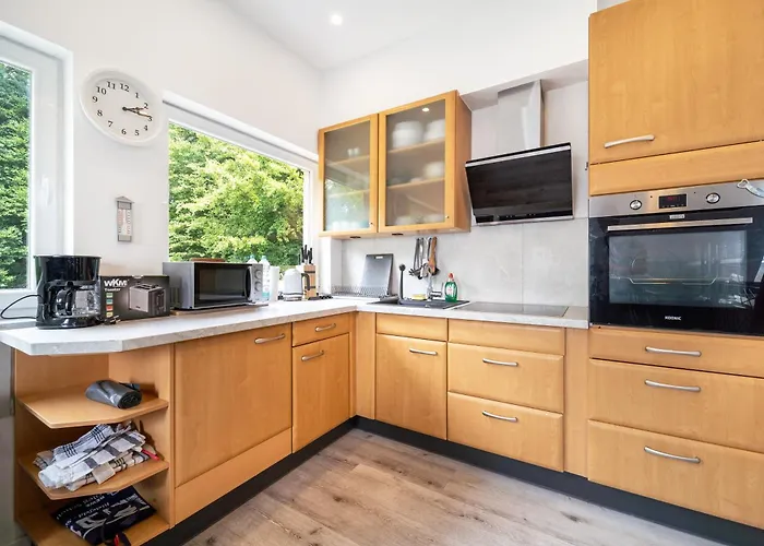 Stilles Landidyll Am Feldrand - Vier-zimmer-wohnung Inklusive Kueche, Wifi & Tv Herford