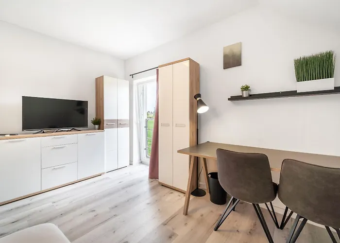 Apartamento Stilles Landidyll Am Feldrand - Vier-zimmer-wohnung Inklusive Kueche, Wifi & Tv
