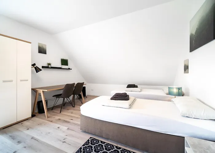 Apartamento Stilles Landidyll Am Feldrand - Vier-zimmer-wohnung Inklusive Kueche, Wifi & Tv *