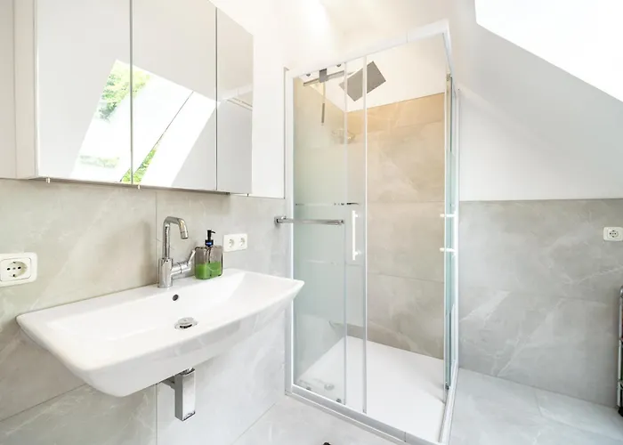 Stilles Landidyll Am Feldrand - Vier-zimmer-wohnung Inklusive Kueche, Wifi & Tv Apartamento *